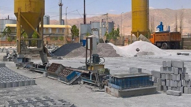 Repair of block making machine